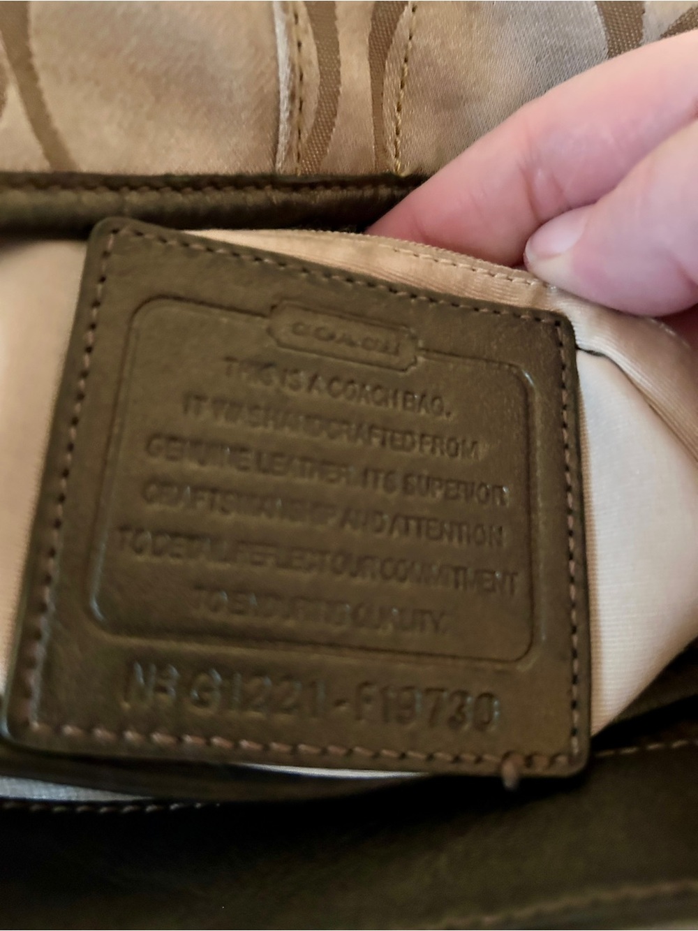 Coach Signature Chain Duffel - Picture 9 of 9